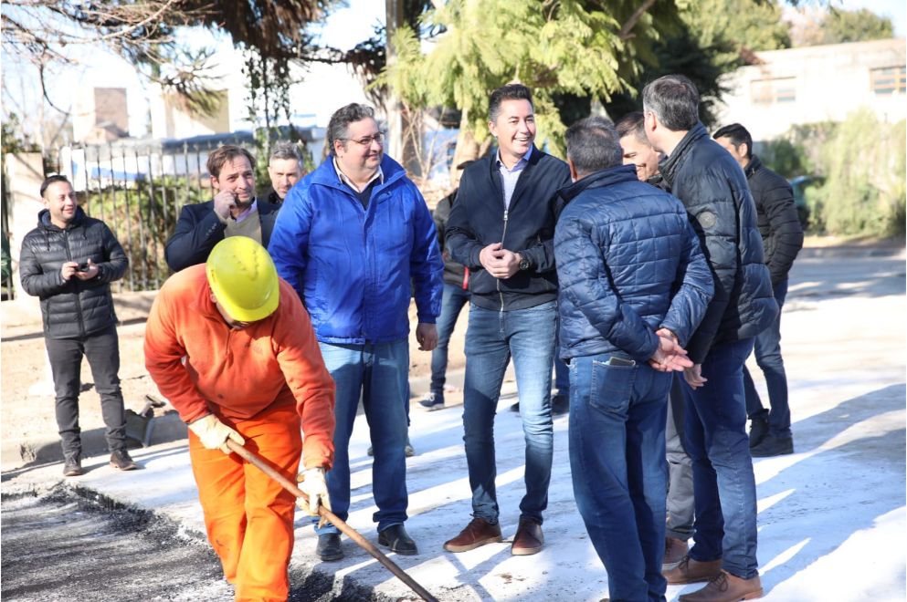 Manuel Calvo supervisó la obra del viaducto que se construye en la Ruta 9 Norte