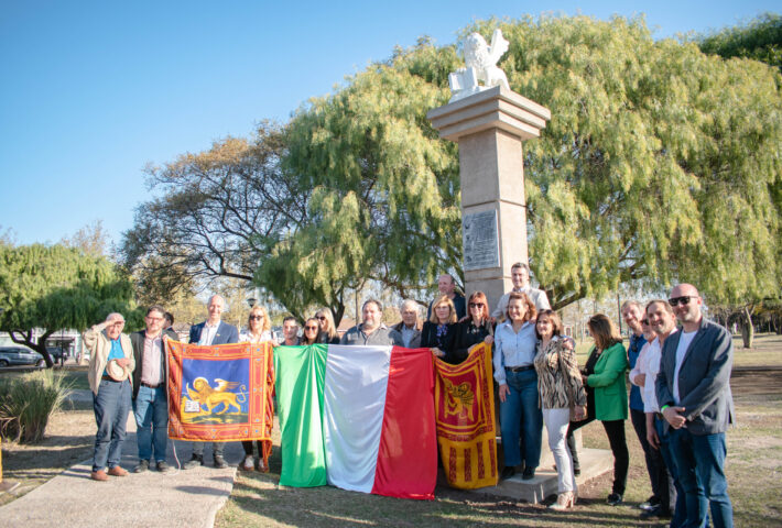 La Plaza del Véneto tiene un nuevo paseo homenaje a Martha Canale