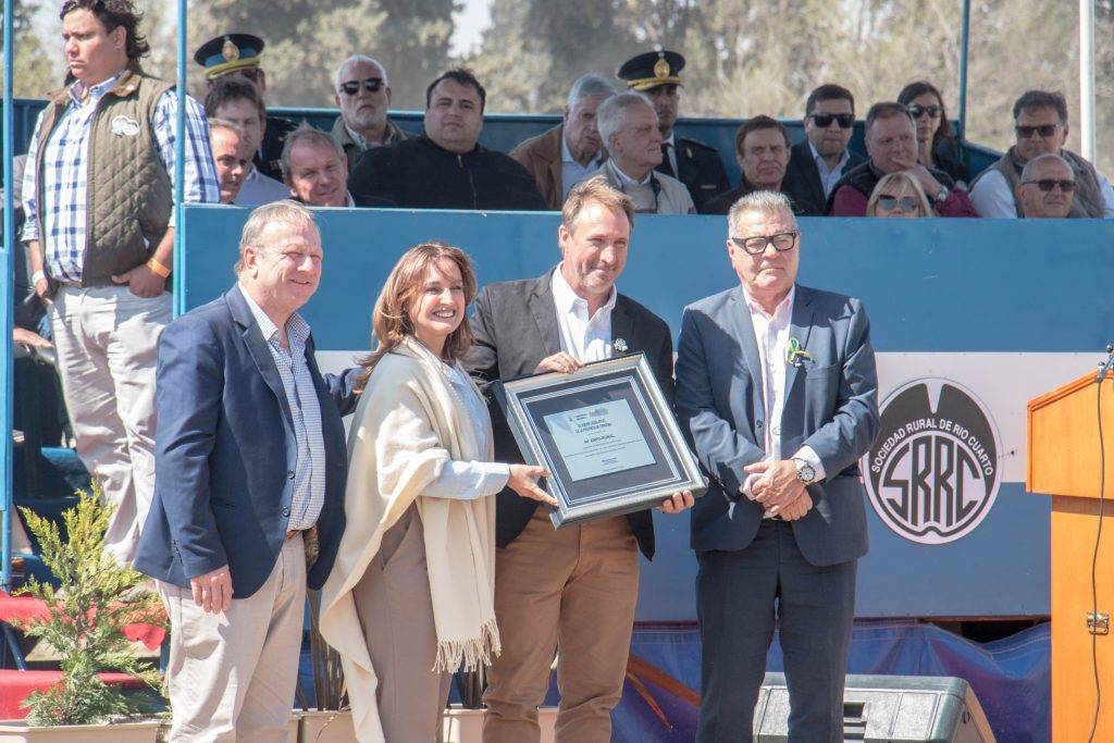 Myrian Prunotto dejó oficialmente inaugurada la 90ª Exposición Rural en Río Cuarto