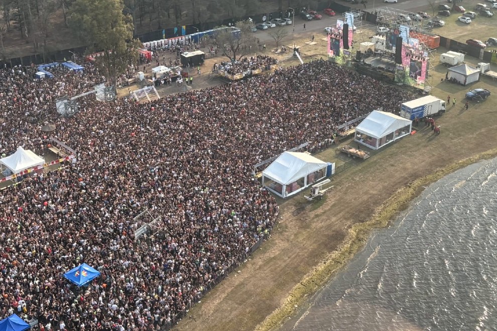 Miles de jóvenes disfrutaron del festejo del día de la primavera en toda la provincia