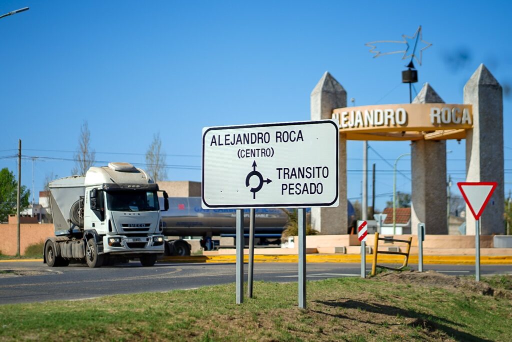 Alejandro Roca: Quedó habilitado el desvío de tránsito pesado