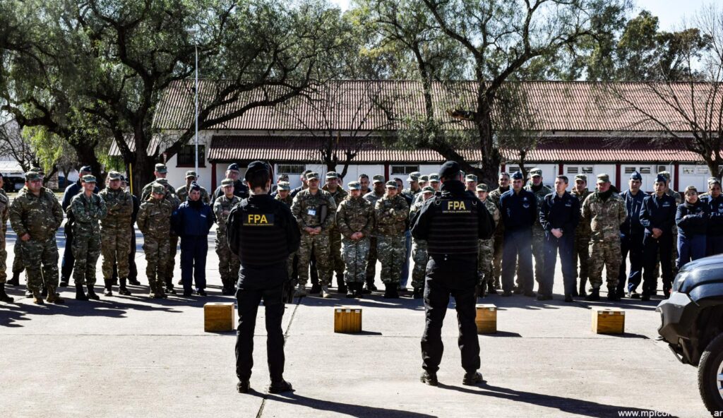 FPA CAPACITÓ A 500 MIEMBROS DE LA ESCUELA DE SUBOFICIALES DE LA FUERZA AÉREA ARGENTINA