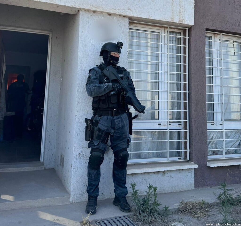 CÓRDOBA: FPA SECUESTRÓ ESTUPEFACIENTES EN BARRIO UNIVERSITARIO DE HORIZONTE II