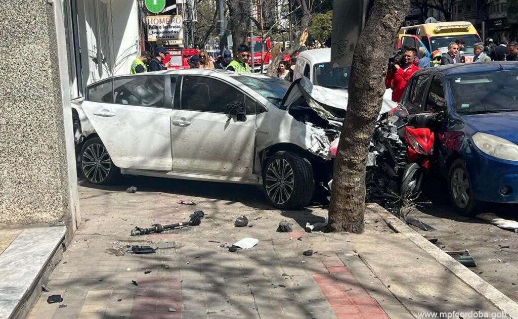 Córdoba: el conductor del accidente de boulevard Chacabuco quedó aprehendido a disposición de la Fiscalía