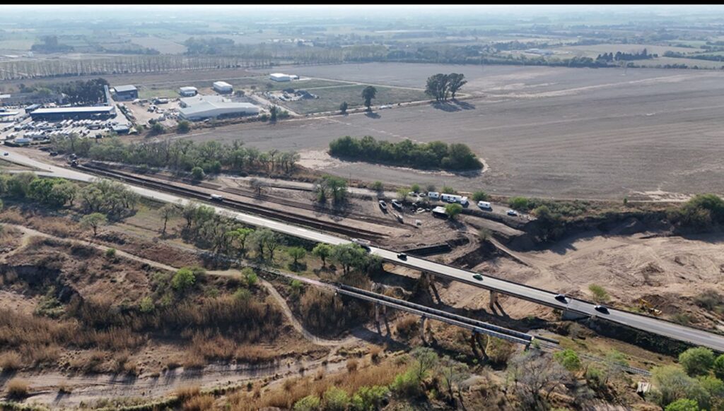 Comenzó la duplicación de calzada de la Ruta 9 Norte y la construcción de un nuevo puente sobre el río Carnero