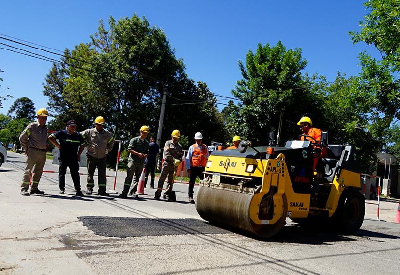 Córdoba avanza con el bioasfalto en obras de bacheo en tres localidades