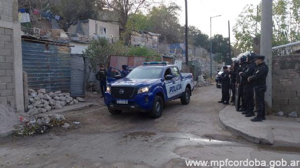 Córdoba: cayó la banda que robaba a choferes de servicios de transporte en la zona de barrio Renaciemiento (seis detenidos)