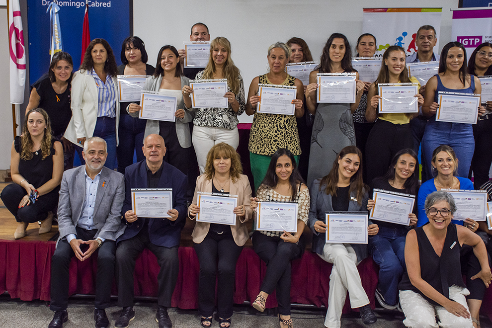 Abordajes socio-comunitarios del Trabajo Infantil y Adolescente: 130 agentes recibieron sus diplomas