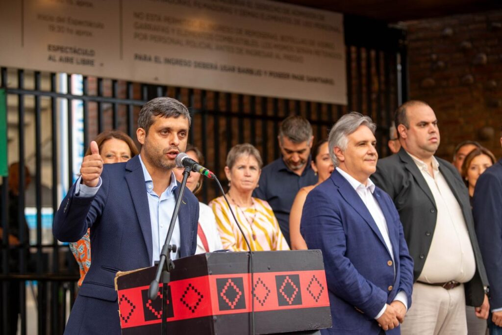 Jesús María: Zárate recibió a Llaryora en la inauguración de la 59º edición del Festival